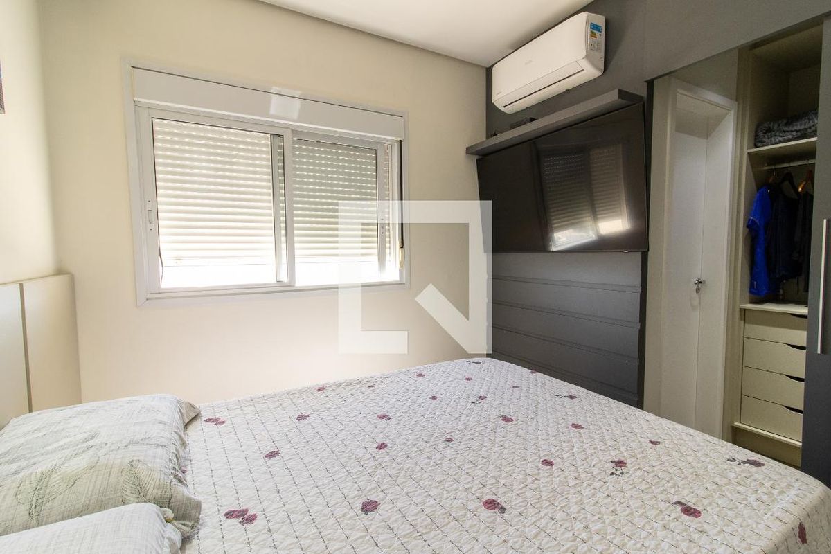 Apartamento à Venda - Lot. Alphaville Campinas, 4 Quartos,  215 m2 em , Campinas - sp | SoloBR
