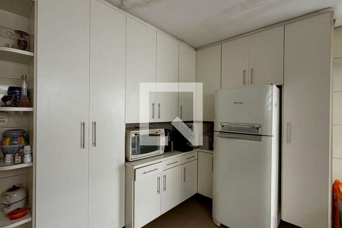 Casa, 3 quartos, 380 m² - Foto 44