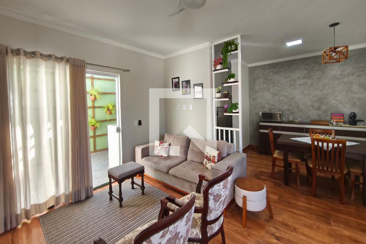 Casa à Venda - Parque Prado, 3 Quartos,  234 m2 em , Campinas - sp | SoloBR