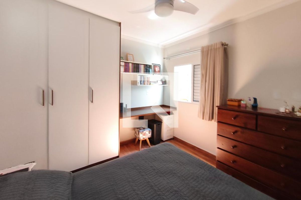 Casa à Venda - Parque Prado, 3 Quartos,  234 m2 em , Campinas - sp | SoloBR