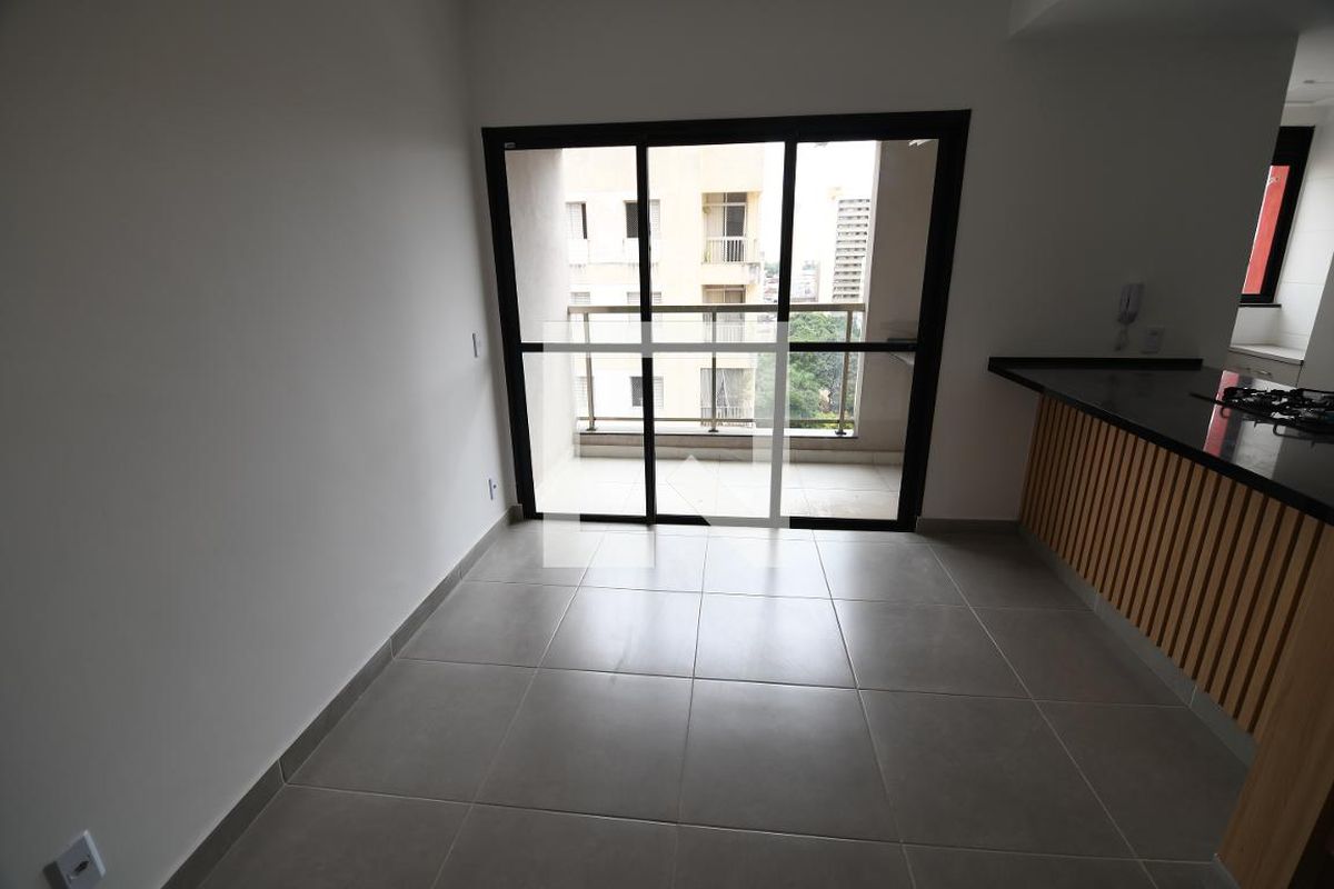 Apartamento à Venda - Bosque, 1 Quarto,  51 m2 em , Campinas - sp | SoloBR