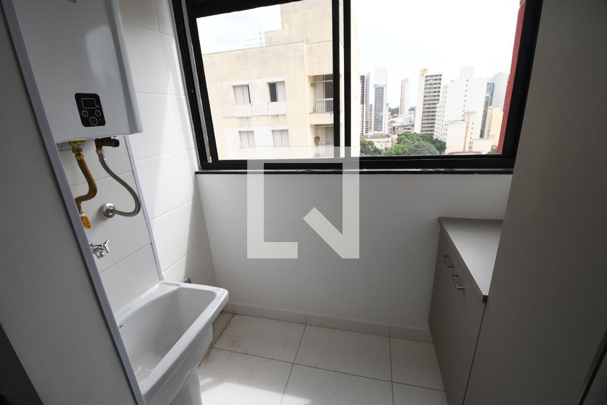 Apartamento à Venda - Bosque, 1 Quarto,  51 m2 em , Campinas - sp | SoloBR
