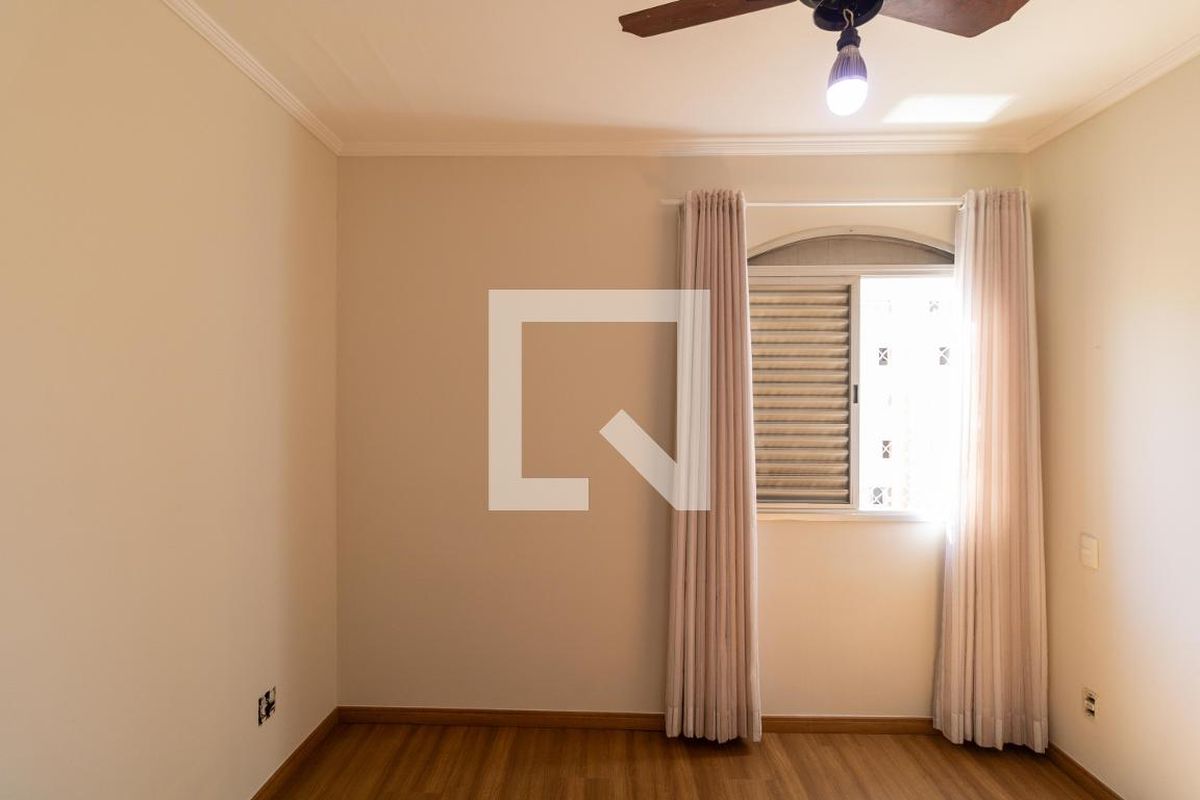 Apartamento à Venda - Centro, 1 Quarto,  50 m2 em , Campinas - sp | SoloBR