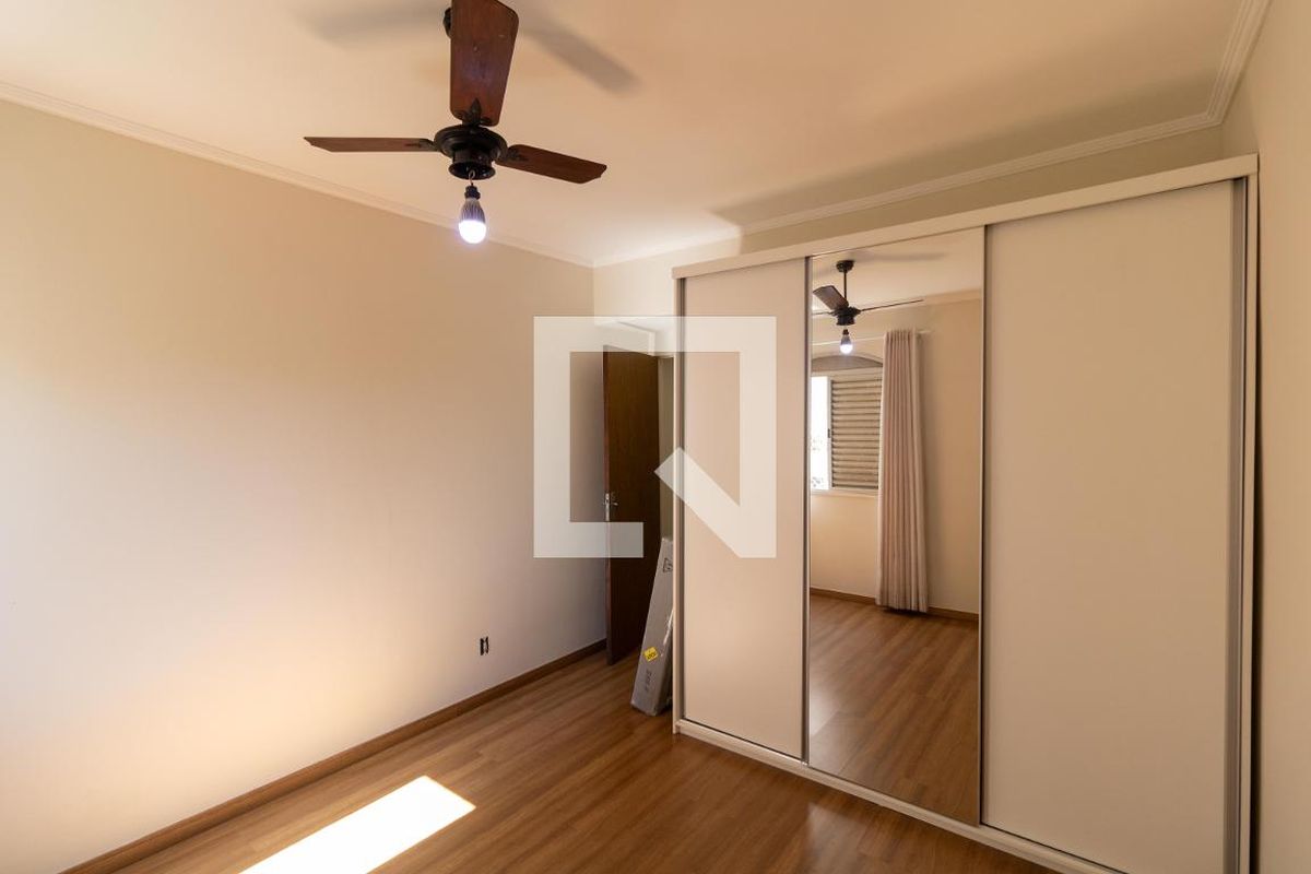 Apartamento à Venda - Centro, 1 Quarto,  50 m2 em , Campinas - sp | SoloBR