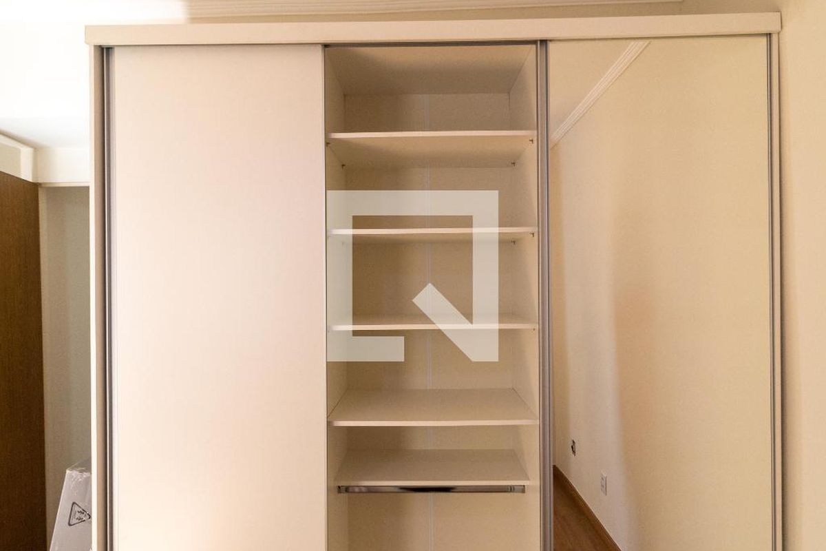 Apartamento à Venda - Centro, 1 Quarto,  50 m2 em , Campinas - sp | SoloBR