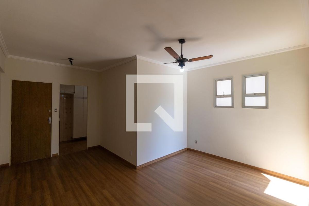 Apartamento à Venda - Centro, 1 Quarto,  50 m2 em , Campinas - sp | SoloBR