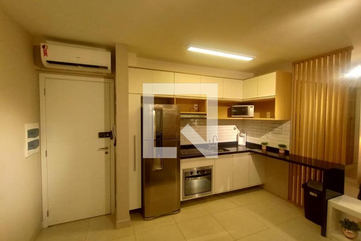 Apartamento à Venda - Bosque, 1 Quarto,  47 m2 em , Campinas - sp | SoloBR
