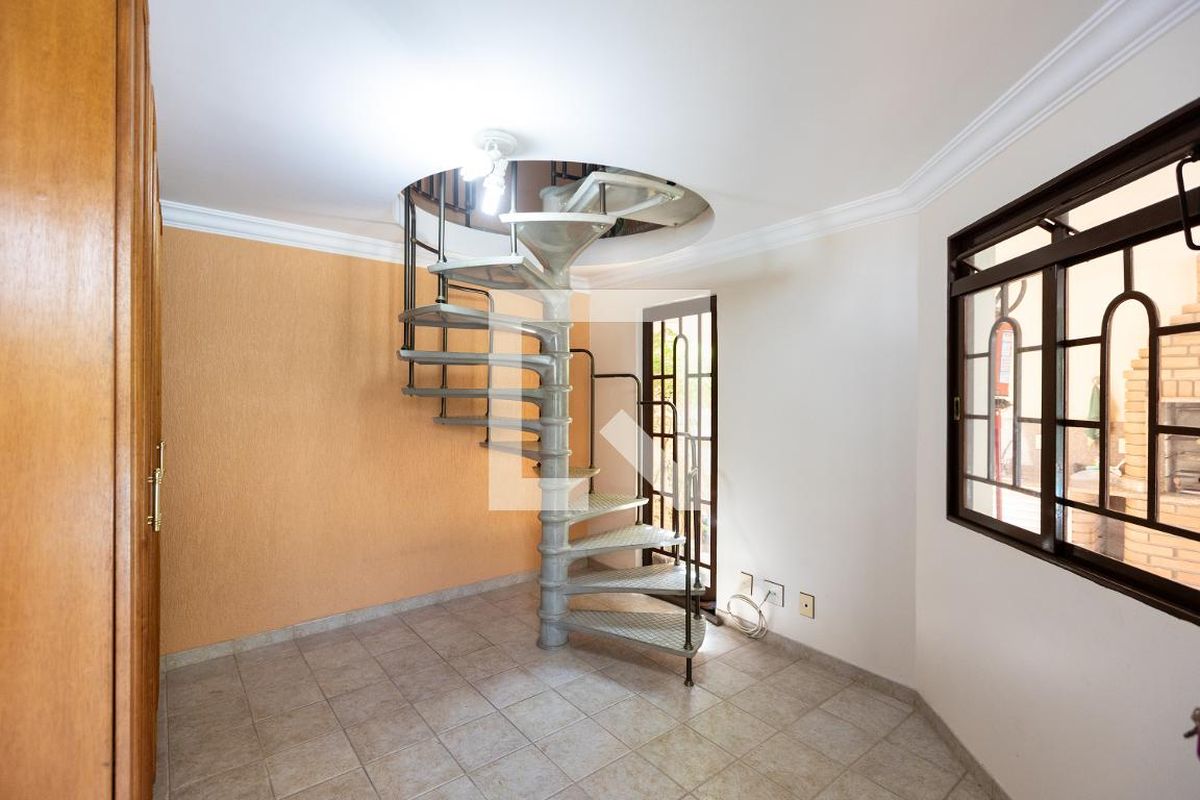 Casa à Venda - Nova Campinas, 4 Quartos,  488 m2 em , Campinas - sp | SoloBR