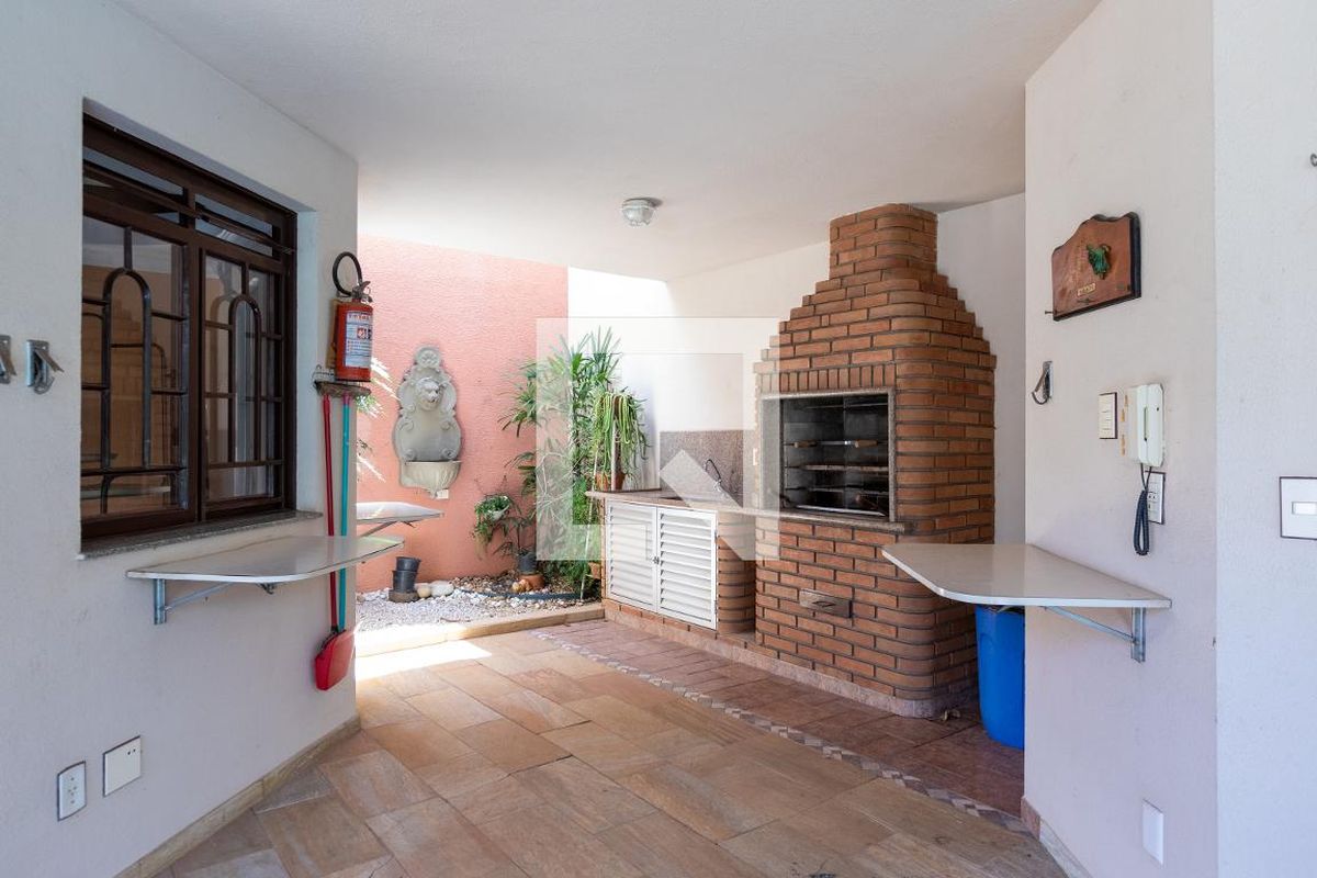 Casa à Venda - Nova Campinas, 4 Quartos,  488 m2 em , Campinas - sp | SoloBR