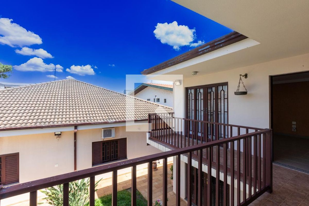 Casa à Venda - Nova Campinas, 4 Quartos,  488 m2 em , Campinas - sp | SoloBR