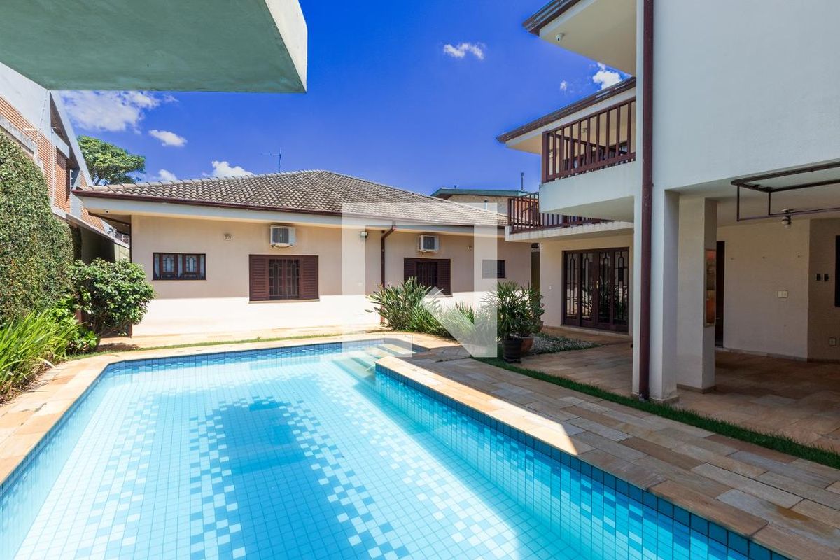Casa à Venda - Nova Campinas, 4 Quartos,  488 m2 em , Campinas - sp | SoloBR