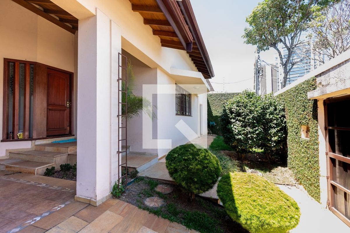 Casa à Venda - Nova Campinas, 4 Quartos,  488 m2 em , Campinas - sp | SoloBR