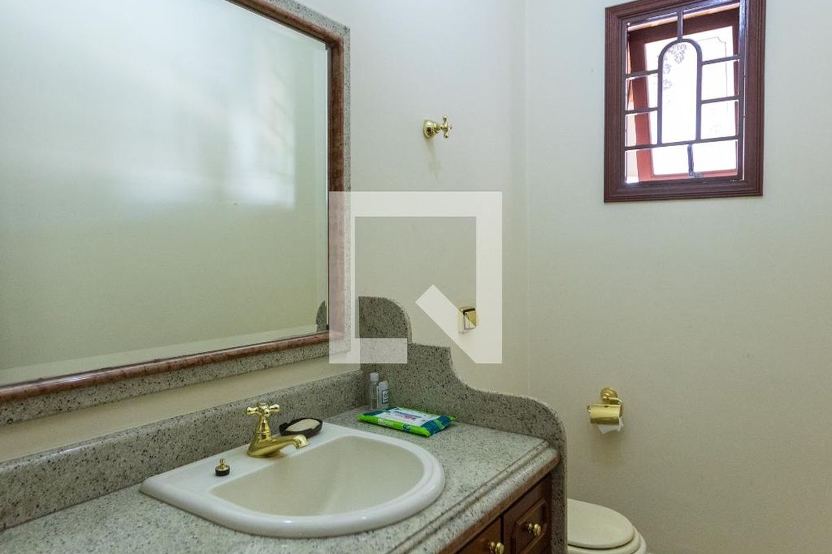 Casa à Venda - Nova Campinas, 4 Quartos,  488 m2 em , Campinas - sp | SoloBR