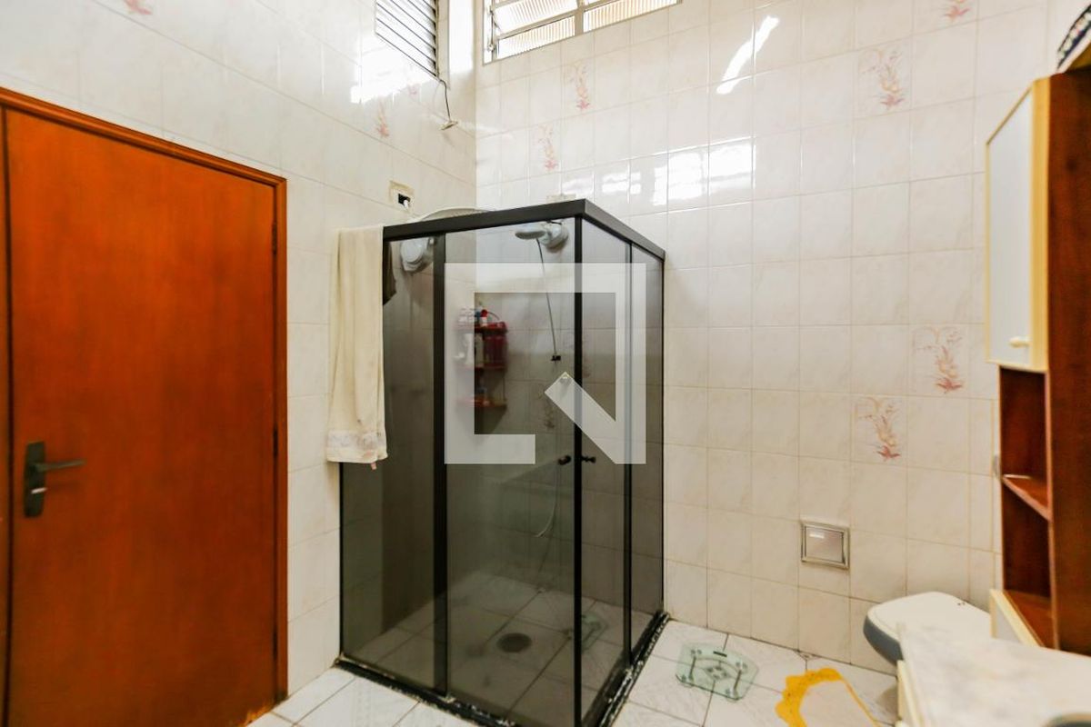 Casa, 5 quartos, 250 m² - Foto 15