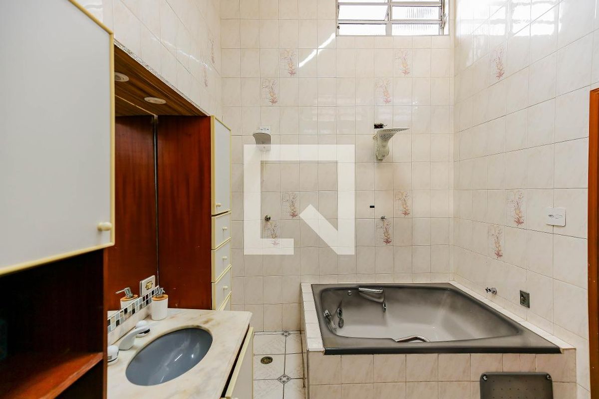 Casa, 5 quartos, 250 m² - Foto 17