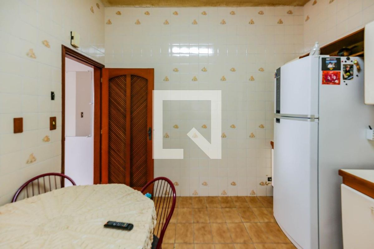 Casa, 5 quartos, 250 m² - Foto 30