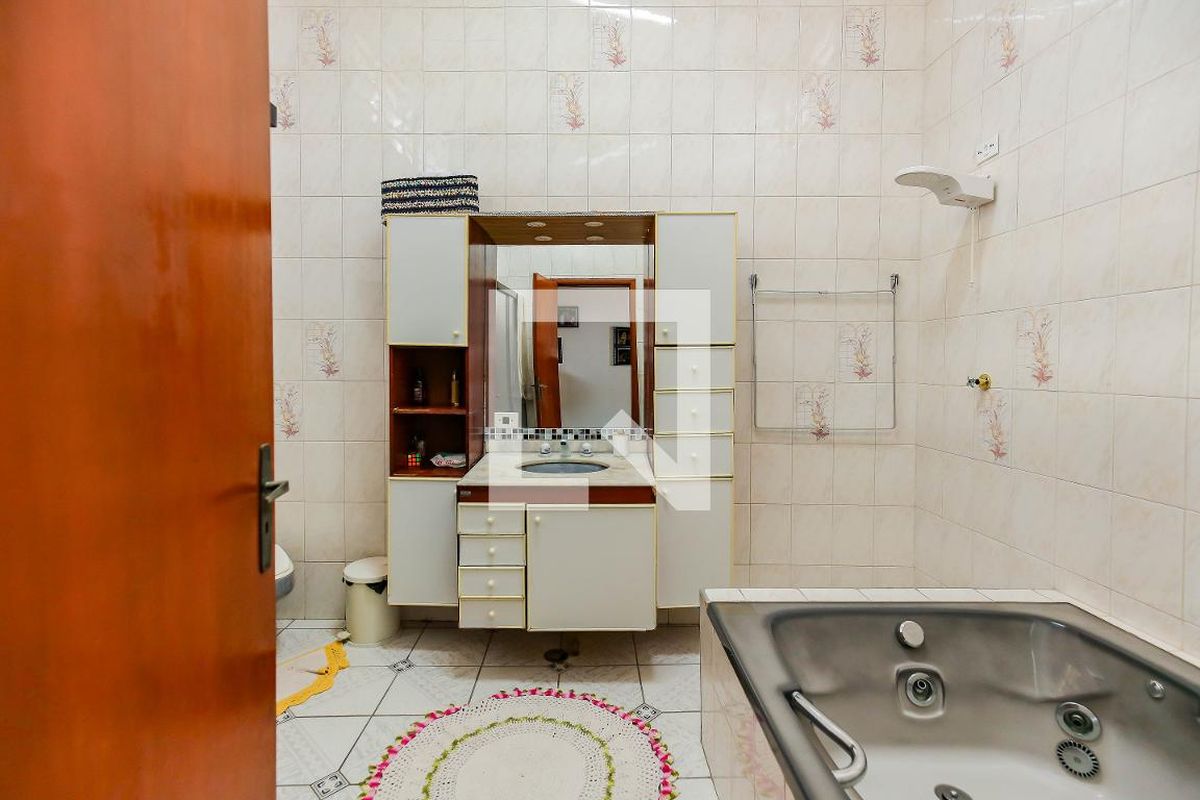 Casa, 5 quartos, 250 m² - Foto 13