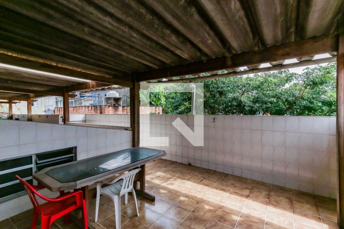 Casa, 5 quartos, 250 m² - Foto 43