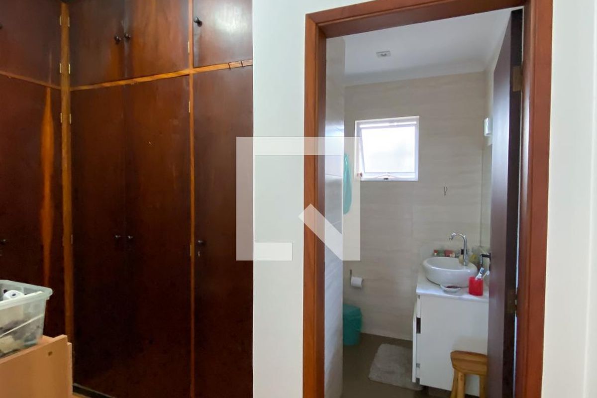 Casa, 4 quartos, 220 m² - Foto 84
