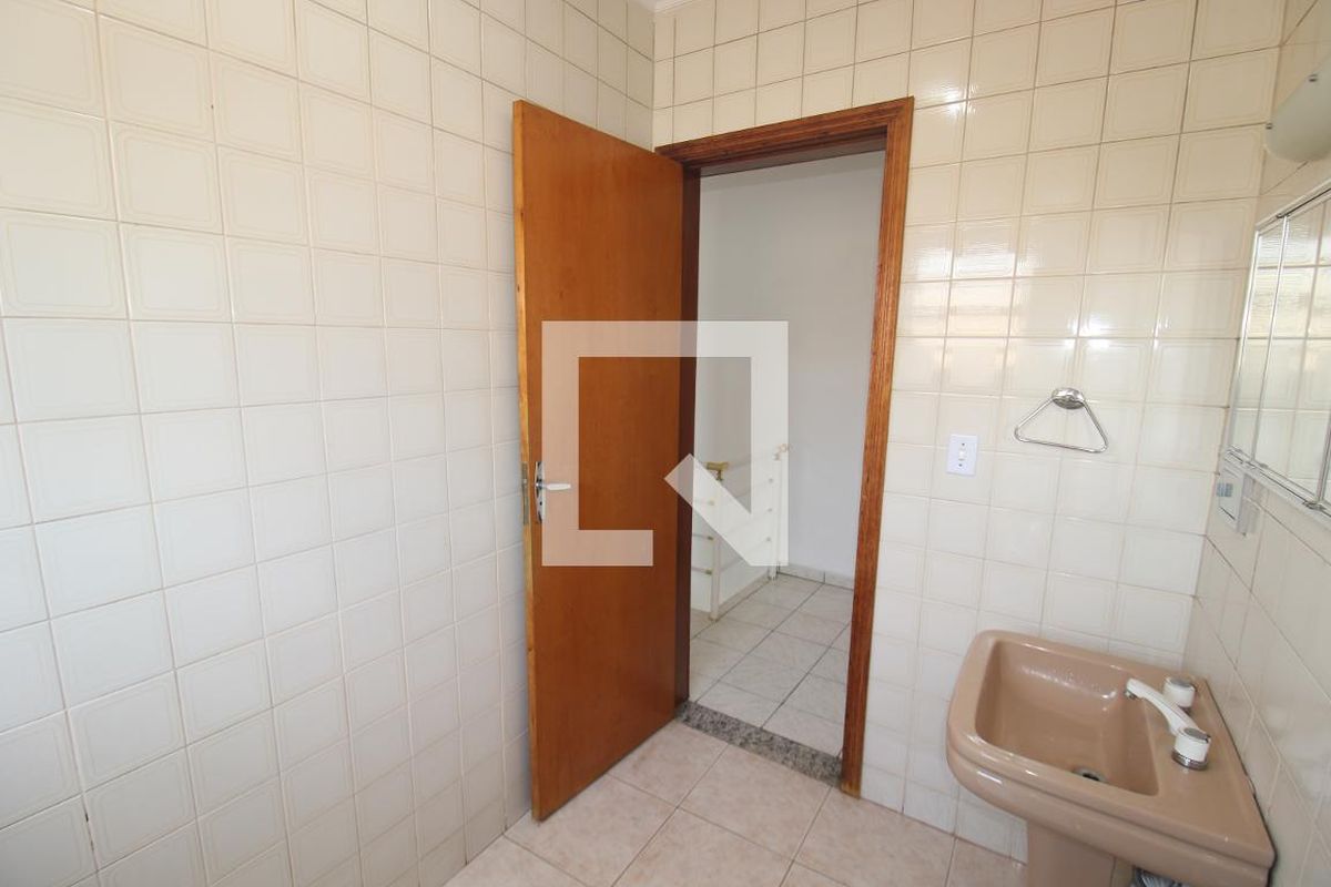 Casa, 3 quartos, 326 m² - Foto 53
