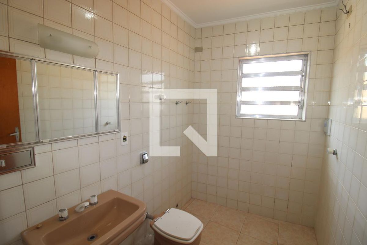 Casa, 3 quartos, 326 m² - Foto 51