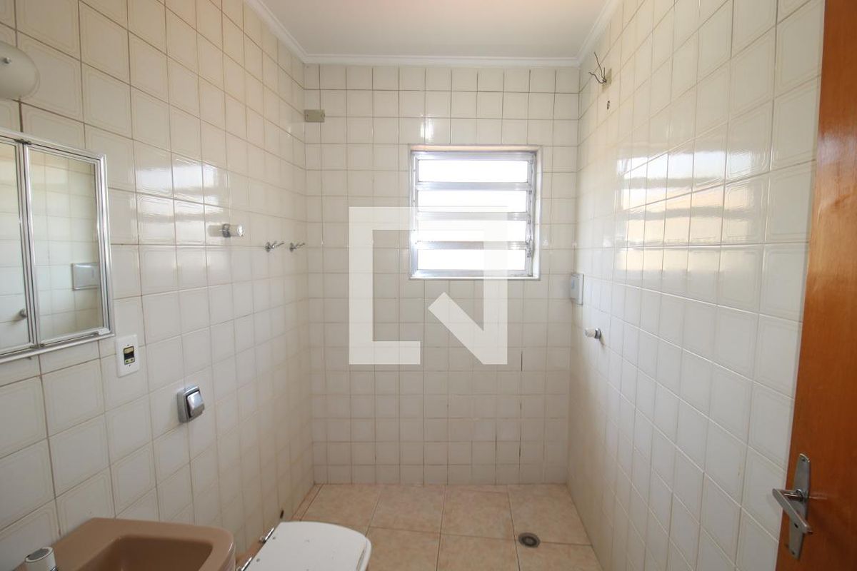 Casa, 3 quartos, 326 m² - Foto 55