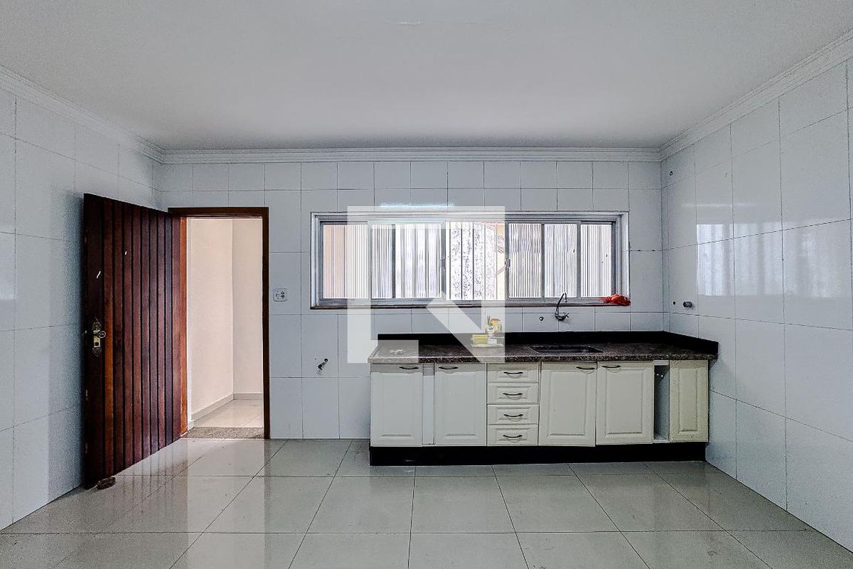 Casa, 3 quartos, 270 m² - Foto 84