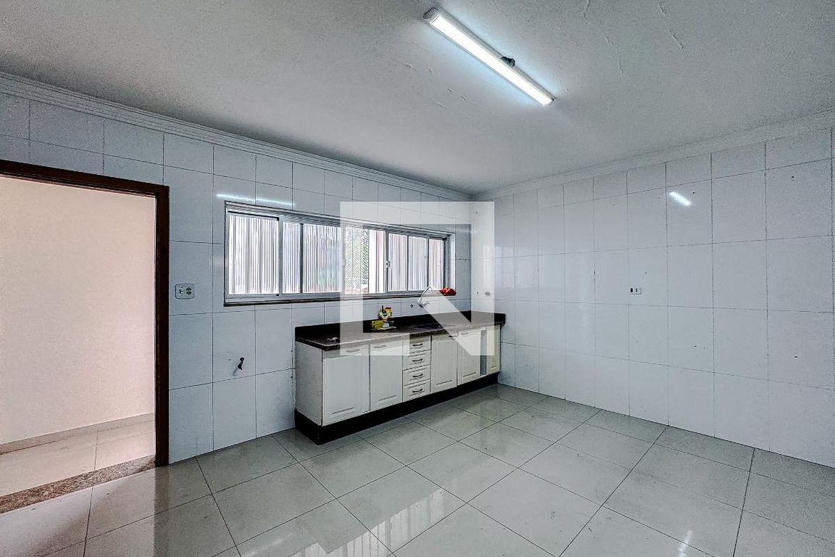 Casa, 3 quartos, 270 m² - Foto 78
