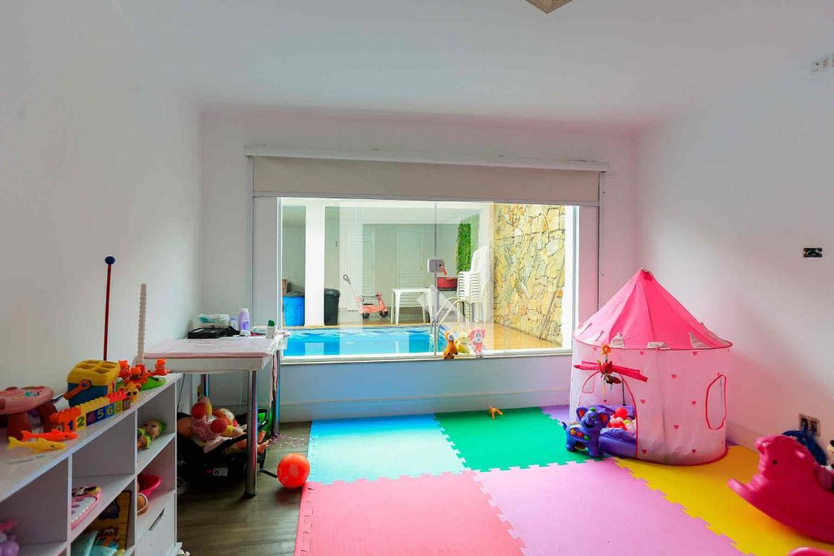 Casa, 3 quartos, 245 m² - Foto 45