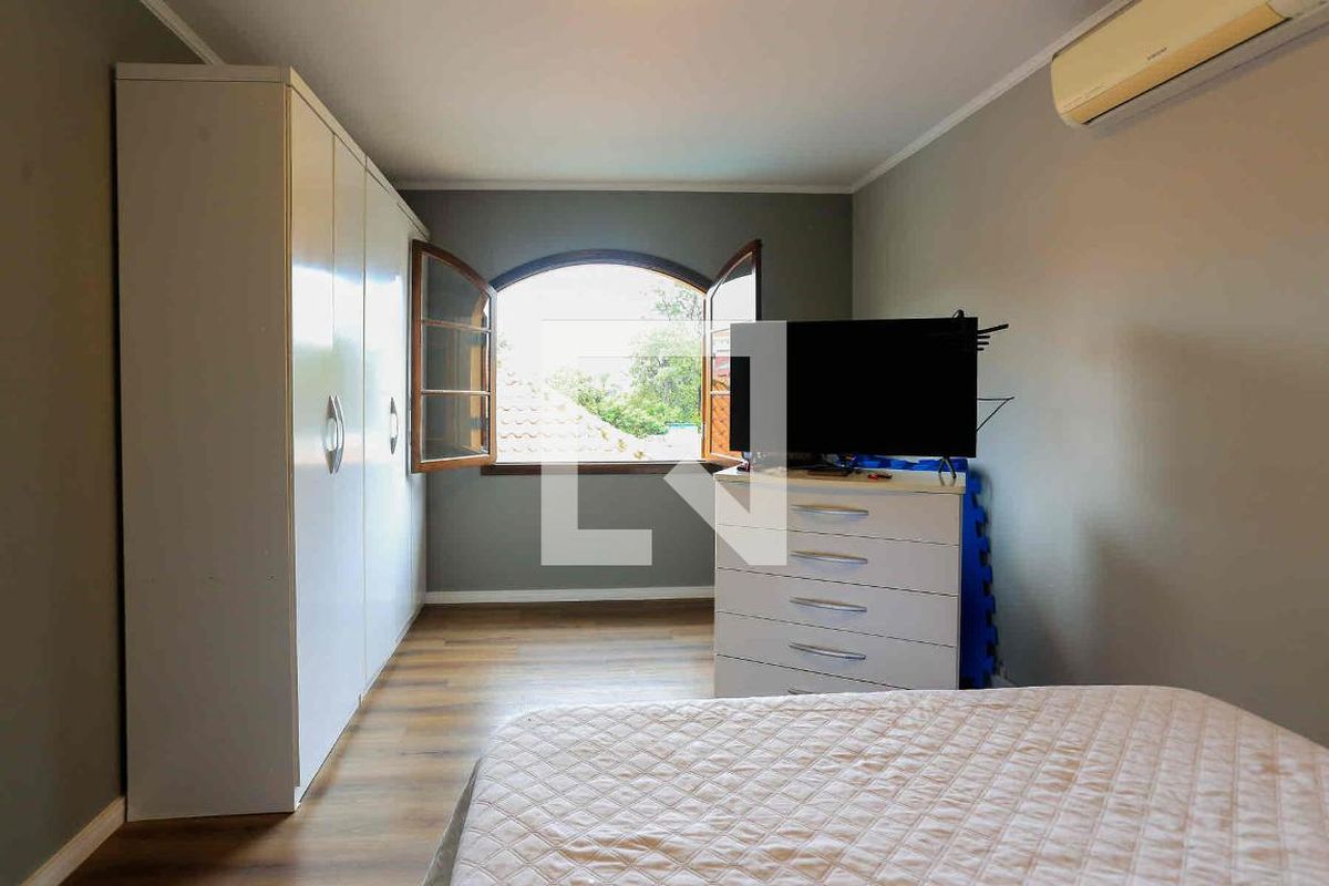 Casa, 3 quartos, 245 m² - Foto 101