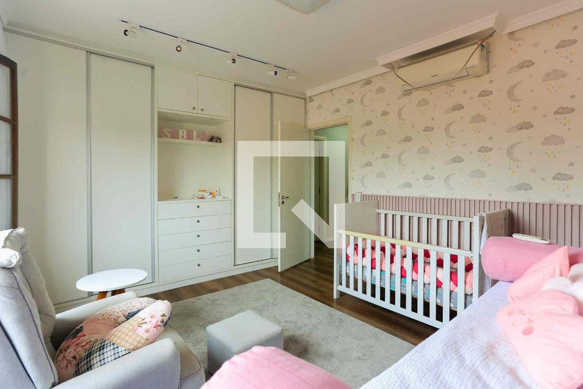 Casa, 3 quartos, 245 m² - Foto 85