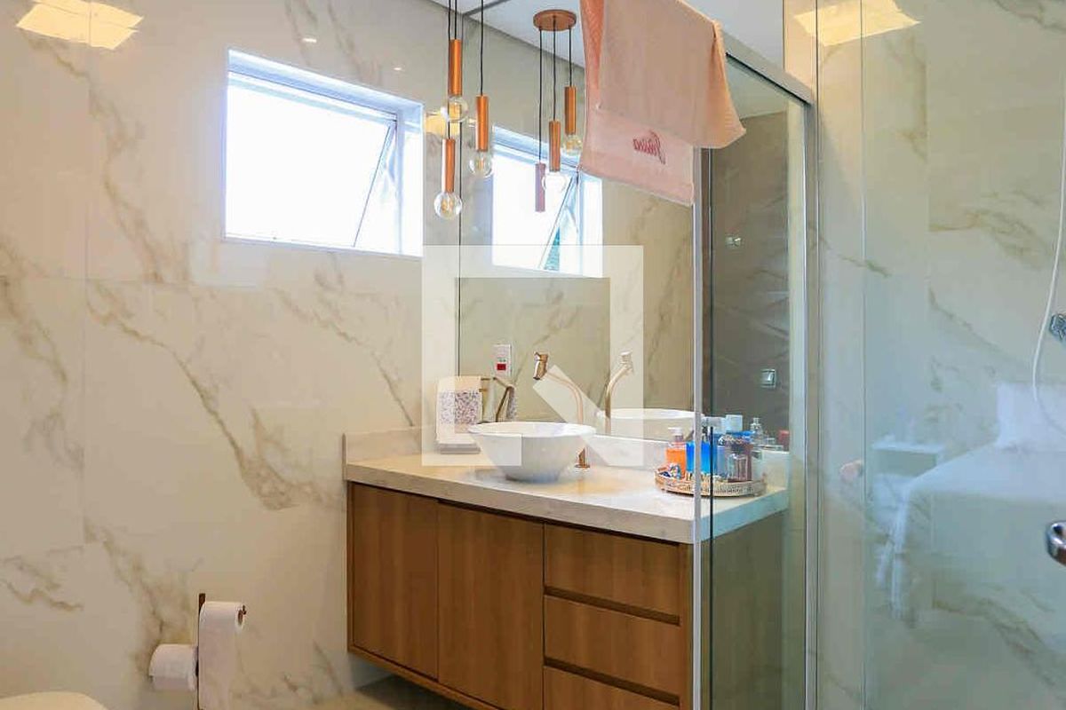 Casa, 3 quartos, 245 m² - Foto 73