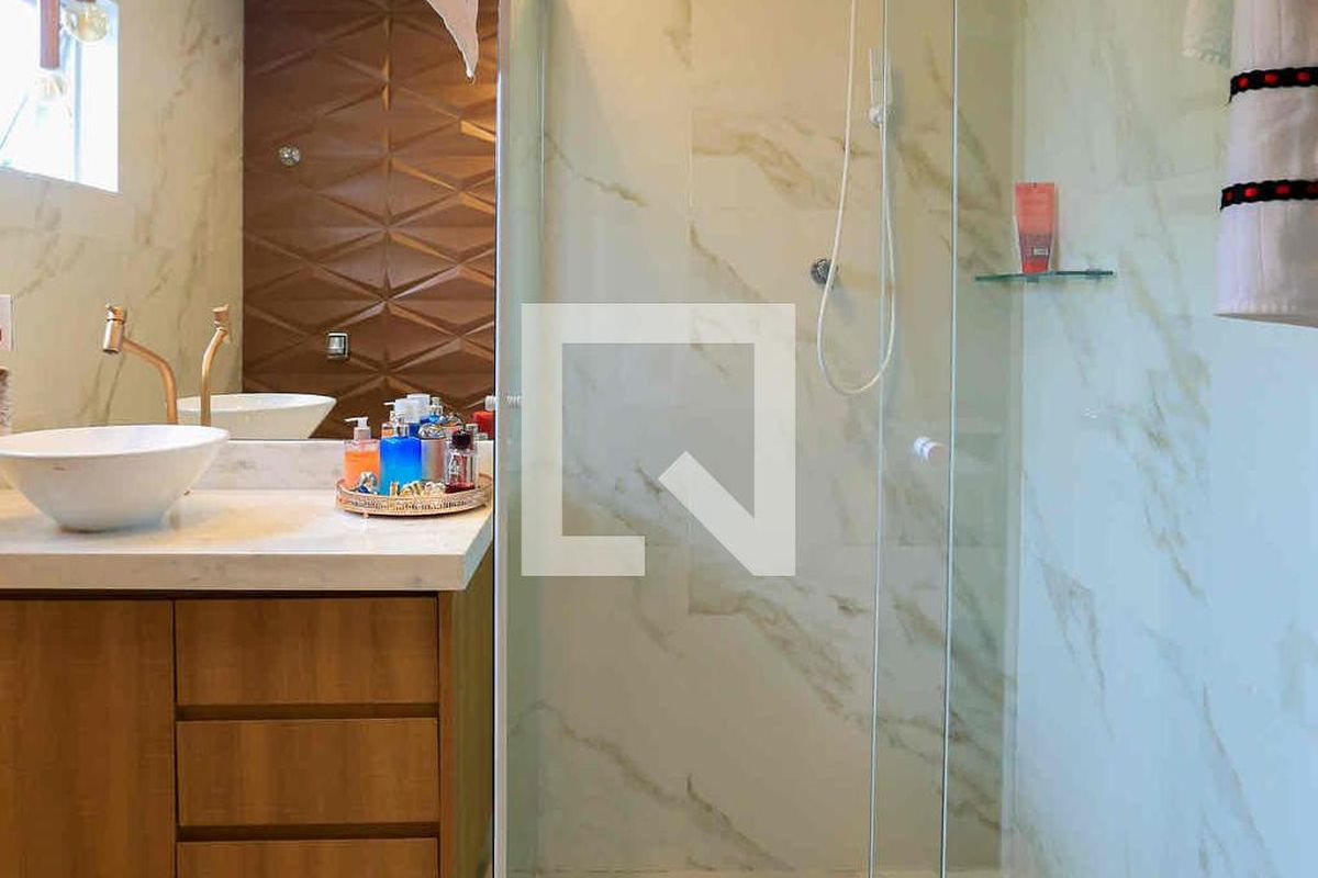 Casa, 3 quartos, 245 m² - Foto 75