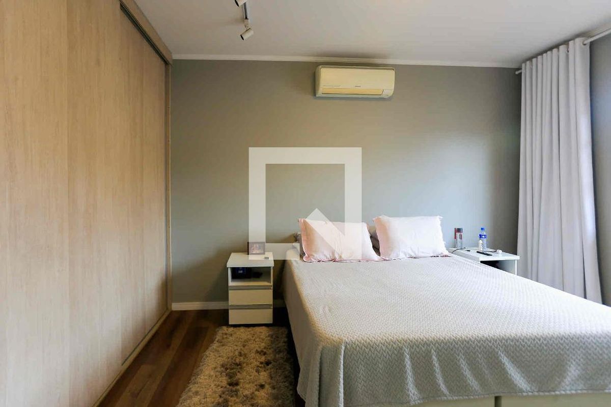 Casa, 3 quartos, 245 m² - Foto 61
