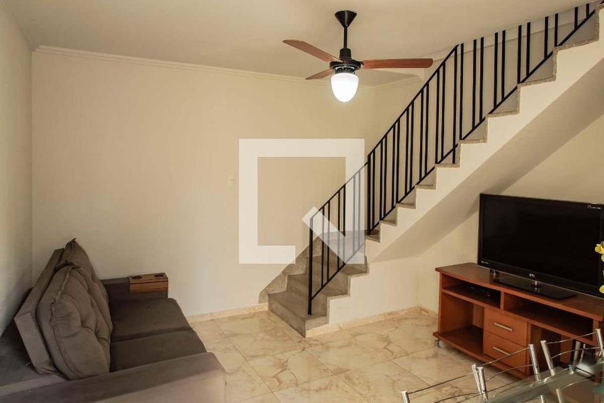 Casa, 4 quartos, 165 m² - Foto 2