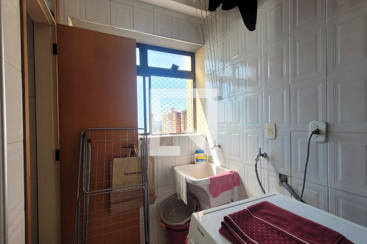 Apartamento à Venda - Mansões Santo Antônio, 2 Quartos,  68 m2 em , Campinas - sp | SoloBR