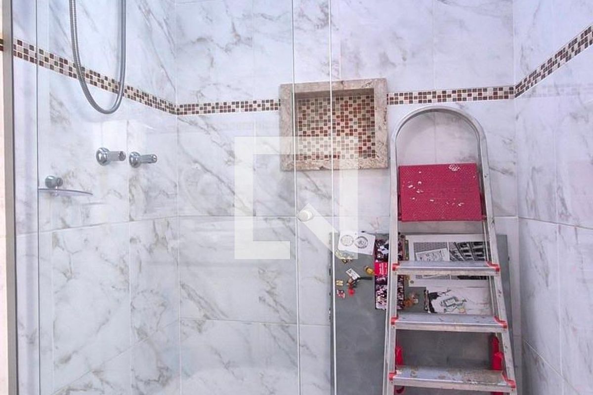 Casa à Venda - Swiss Park, 5 Quartos,  400 m2 em , Campinas - sp | SoloBR