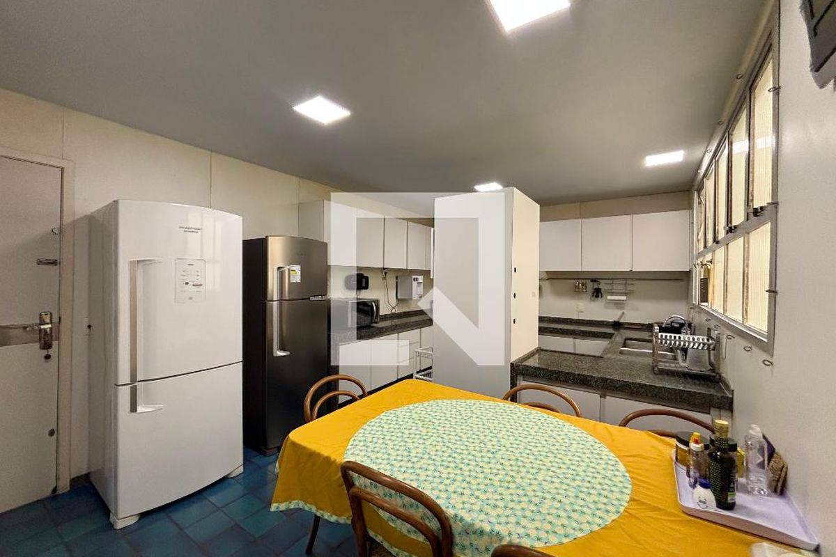 Apartamento, 3 quartos, 243 m² - Foto 120