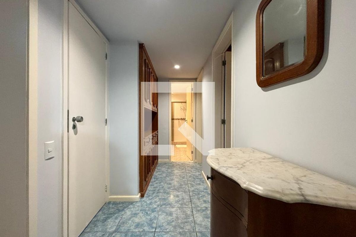 Apartamento, 3 quartos, 243 m² - Foto 52
