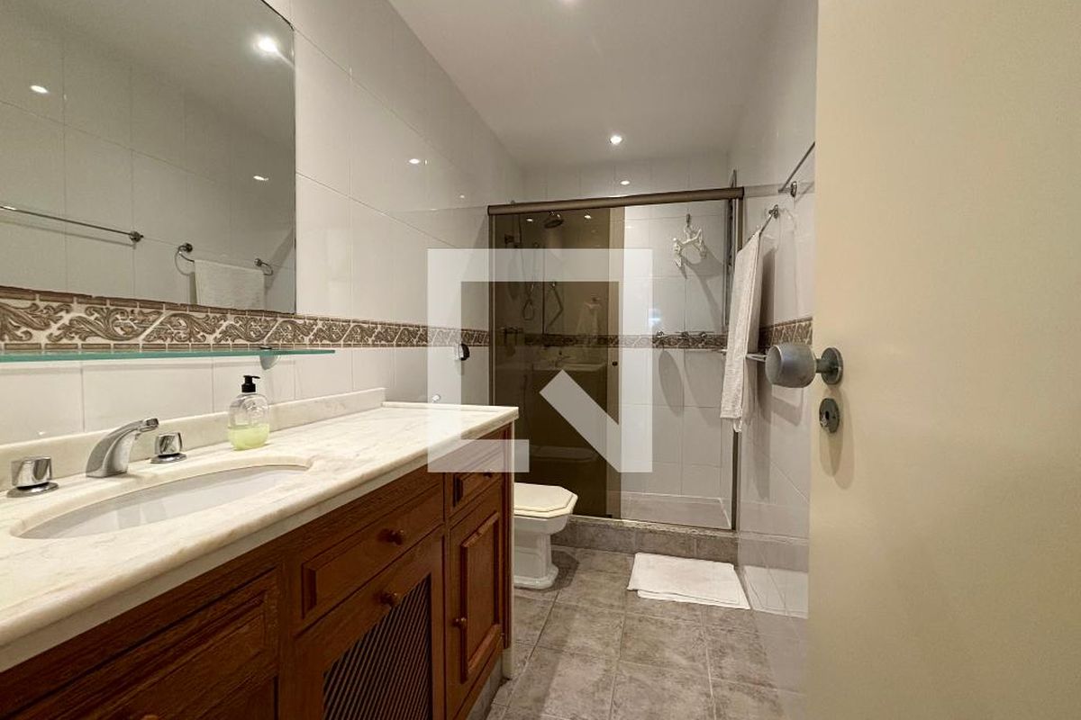 Apartamento, 3 quartos, 243 m² - Foto 100