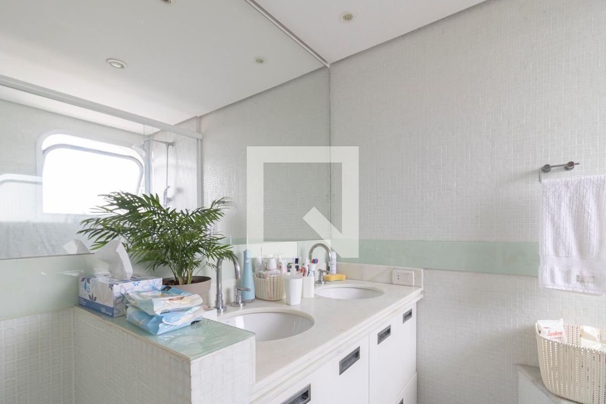 Apartamento, 4 quartos, 209 m² - Foto 33