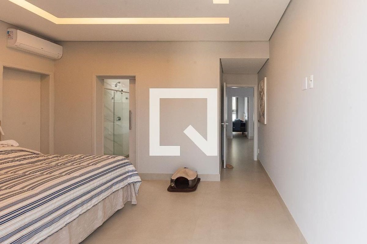 Casa à Venda - Swiss Park, 3 Quartos,  330 m2 em , Campinas - sp | SoloBR