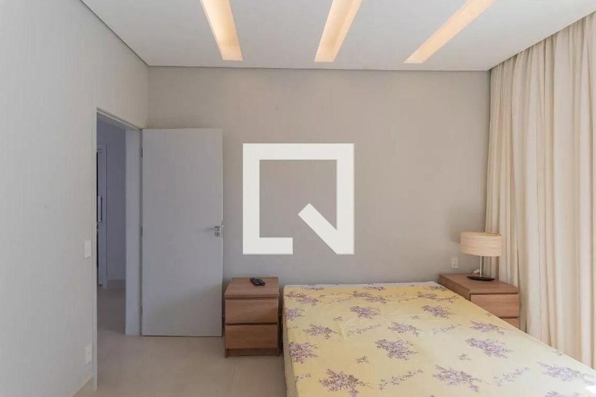 Casa à Venda - Swiss Park, 3 Quartos,  330 m2 em , Campinas - sp | SoloBR