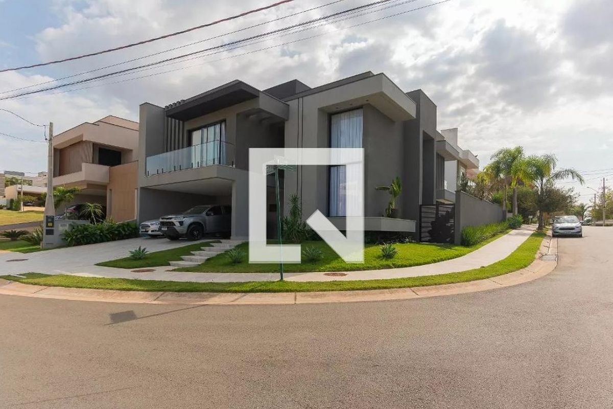 Casa à Venda - Swiss Park, 3 Quartos,  330 m2 em , Campinas - sp | SoloBR