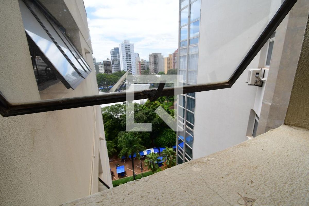 Apartamento à Venda - Cambuí, 4 Quartos,  240 m2 em , Campinas - sp | SoloBR