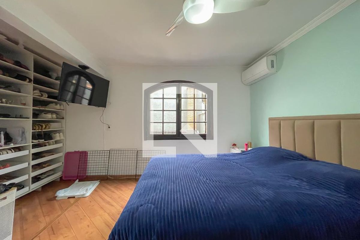 Casa, 3 quartos, 234 m² - Foto 38