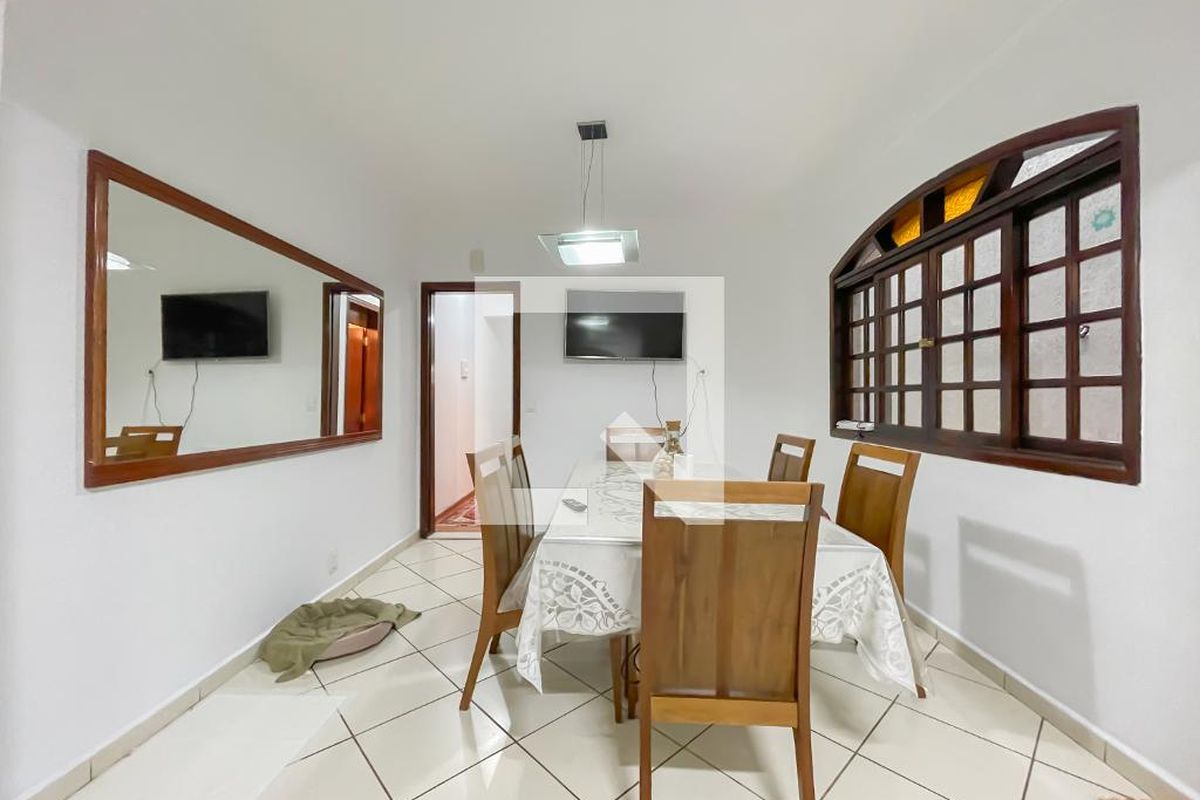 Casa, 3 quartos, 234 m² - Foto 12