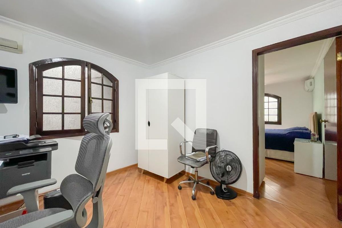 Casa, 3 quartos, 234 m² - Foto 48