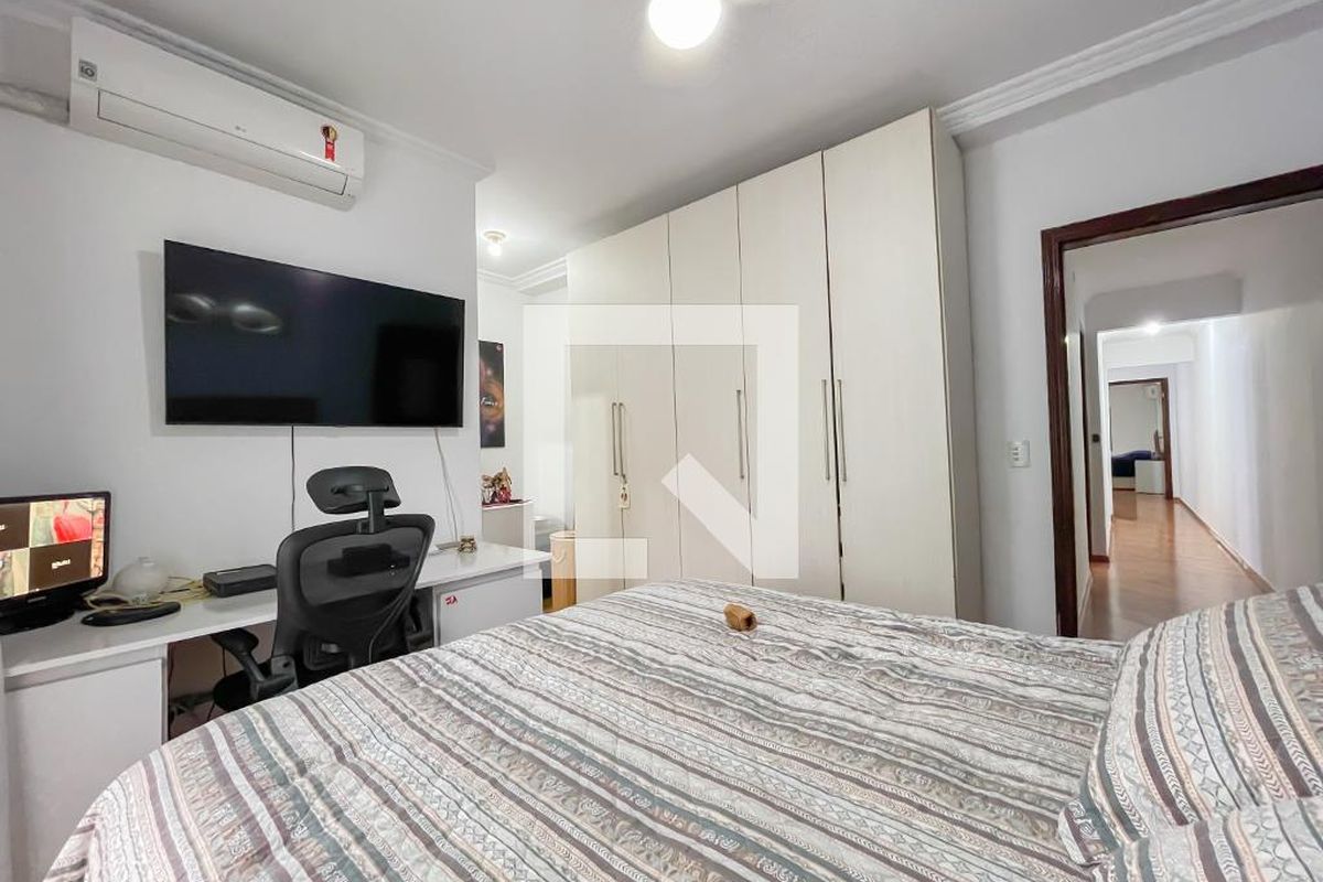 Casa, 3 quartos, 234 m² - Foto 22