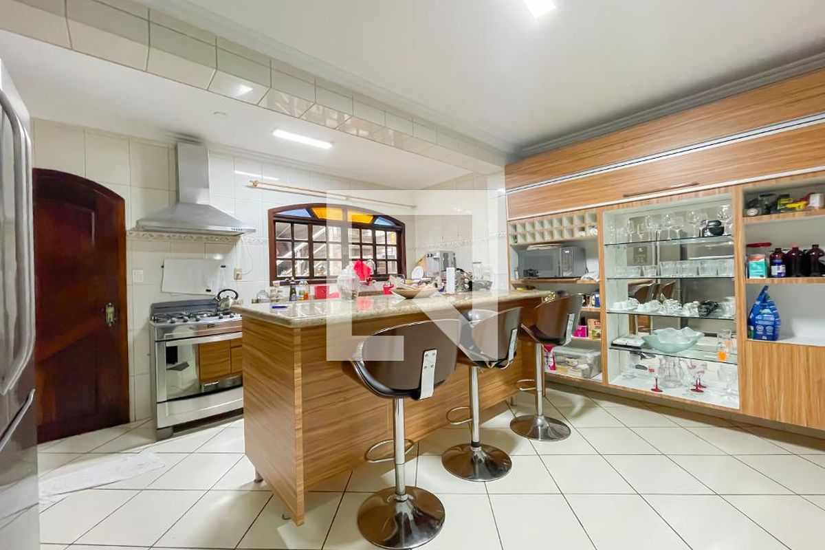 Casa, 3 quartos, 234 m² - Foto 54